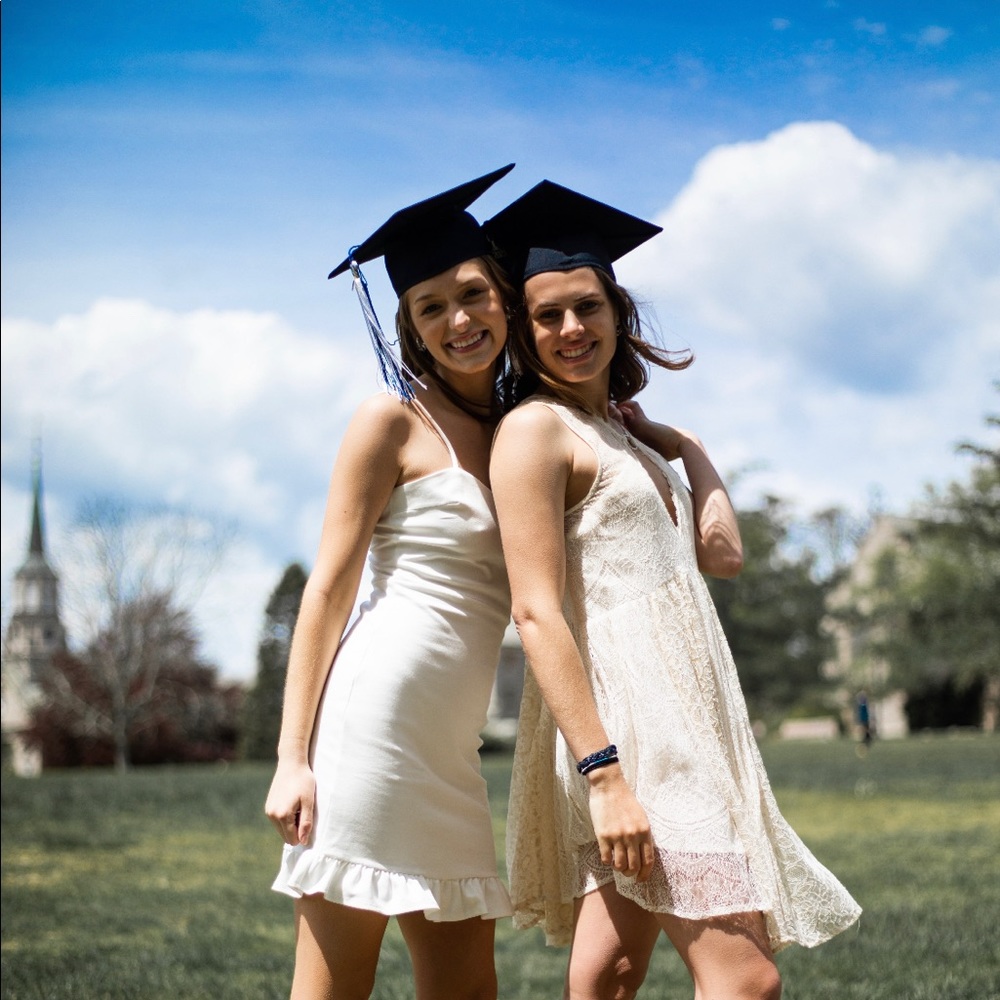 LULU’s WHITE FITTED MINI DRESS